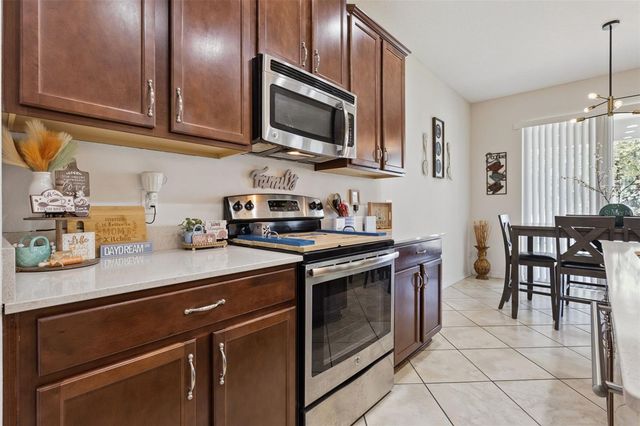 2514 PLUMADORE DRIVE, Grand Island, FL 32735