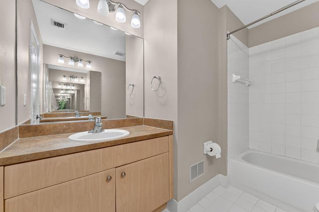 6775 SW 195th Avenue, Fort Lauderdale, FL 33332