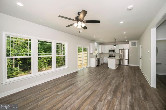 10598 GREENWOOD DR, Spotsylvania, VA 22553