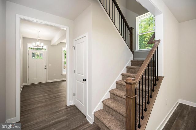 10598 GREENWOOD DR, Spotsylvania, VA 22553