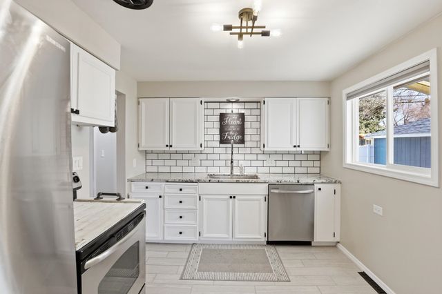 5816 N Lincoln St, Spokane, WA 99205