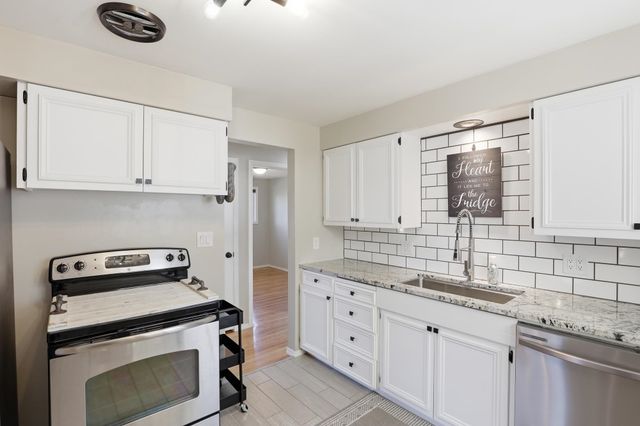 5816 N Lincoln St, Spokane, WA 99205