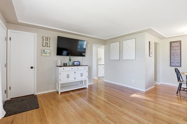 5816 N Lincoln St, Spokane, WA 99205