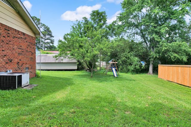 1822 Greendale Dr, NE, Cleveland, TN 37323