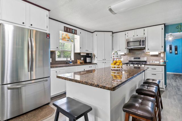 178 Inwood Drive, Livingston, TX 77351