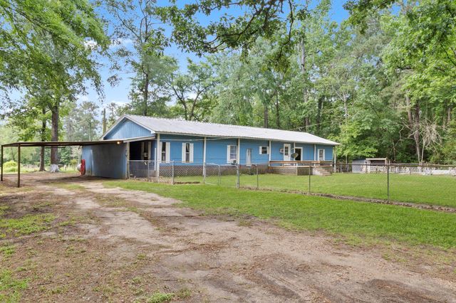178 Inwood Drive, Livingston, TX 77351