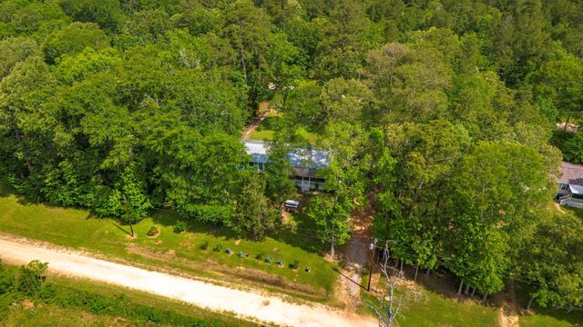 178 Inwood Drive, Livingston, TX 77351