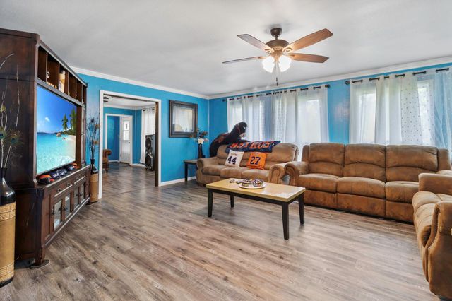 178 Inwood Drive, Livingston, TX 77351