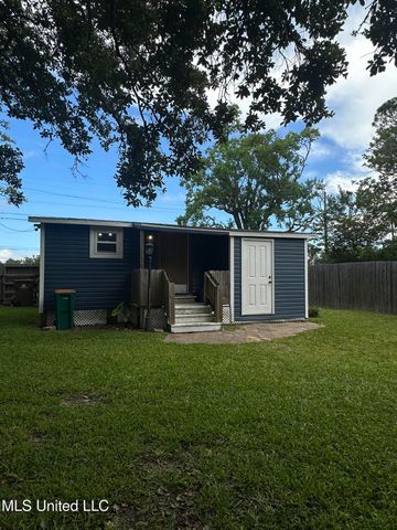 215 E First Street, Long Beach, MS 39560