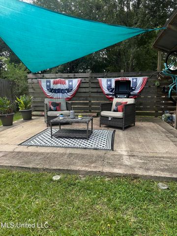 215 E First Street, Long Beach, MS 39560