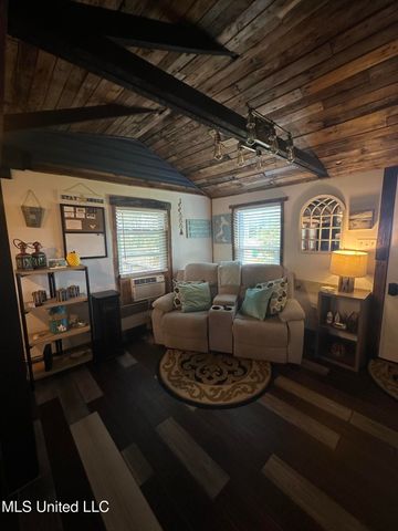 215 E First Street, Long Beach, MS 39560