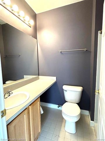 14579 Vauxhall, Sterling Heights, MI 48313