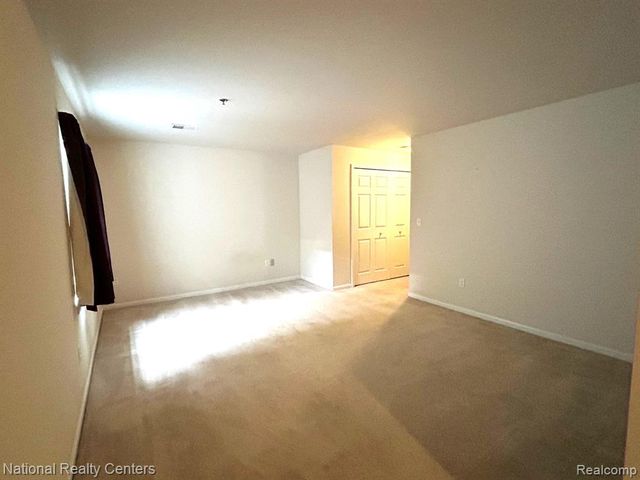 14579 Vauxhall, Sterling Heights, MI 48313