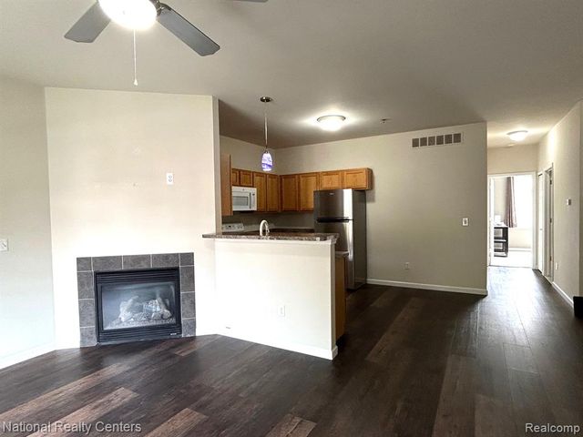 14579 Vauxhall, Sterling Heights, MI 48313