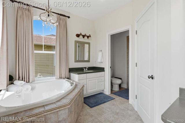 1713 Town Commons Drive, Howell, MI 48855