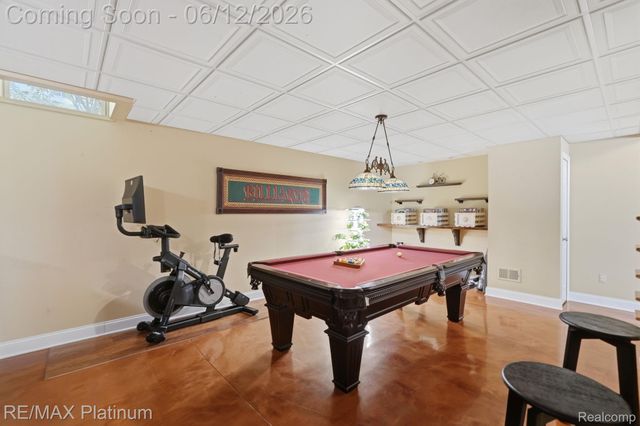 1713 Town Commons Drive, Howell, MI 48855