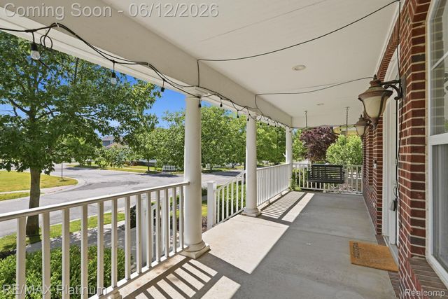1713 Town Commons Drive, Howell, MI 48855