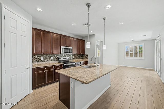 16671 W MESCAL Street, Surprise, AZ 85388