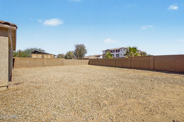 16671 W MESCAL Street, Surprise, AZ 85388