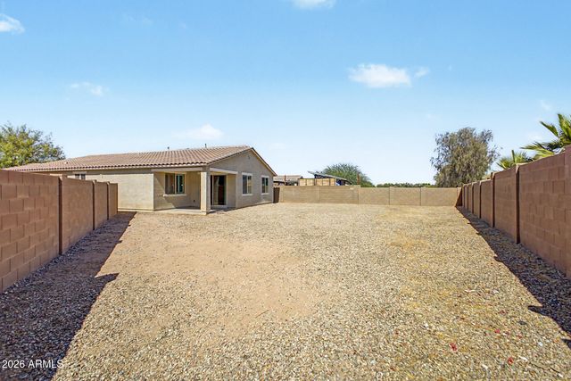 16671 W MESCAL Street, Surprise, AZ 85388