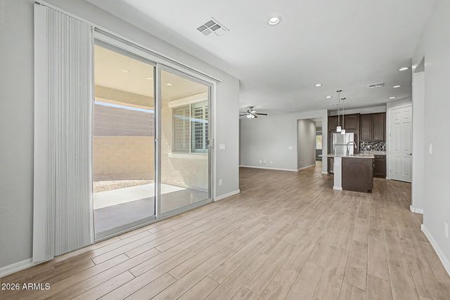 16671 W MESCAL Street, Surprise, AZ 85388