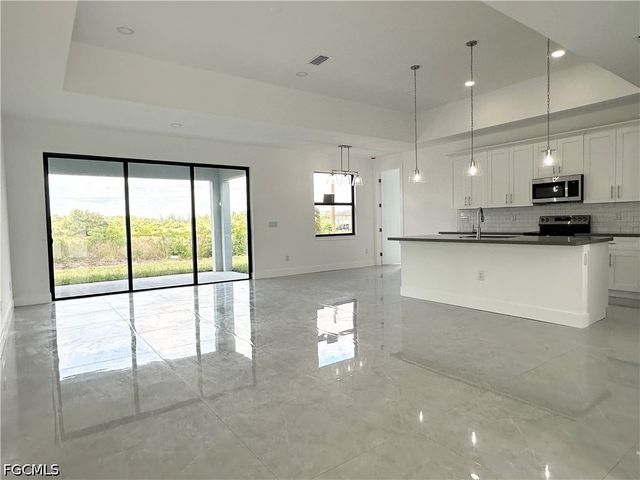 1513 Roosevelt AVE, Lehigh Acres, FL 33972