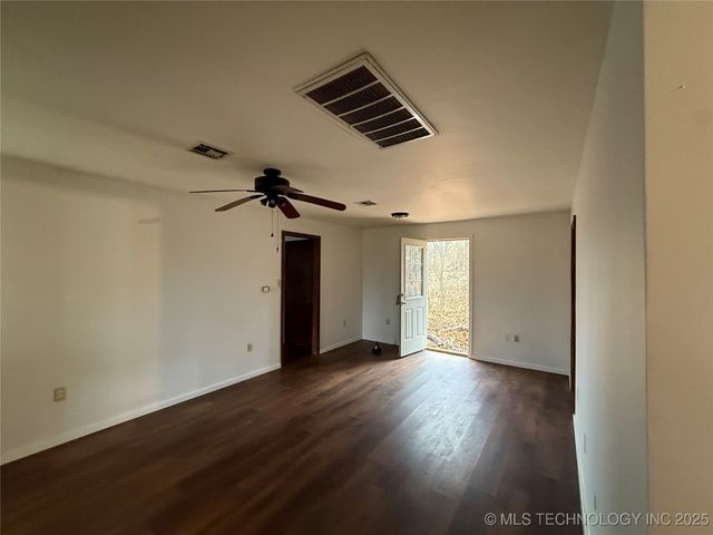 30487 S 552 Road, Cookson, OK 74427