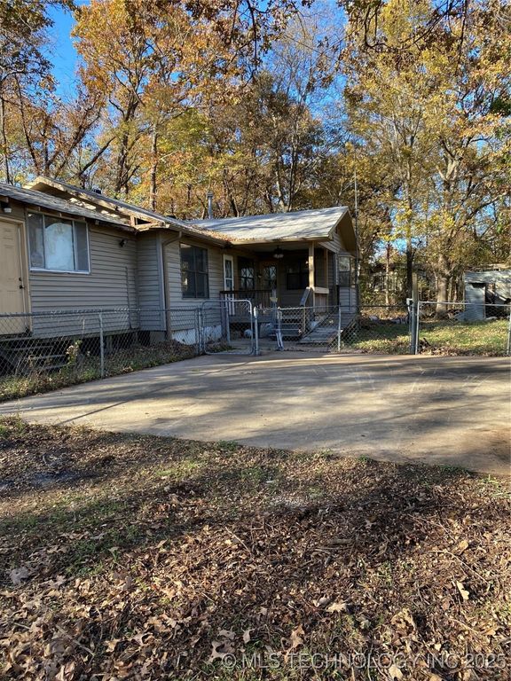 30487 S 552 Road, Cookson, OK 74427