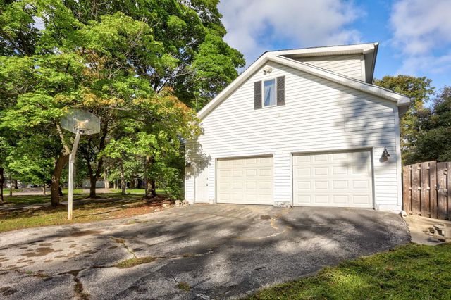 3298 Foss Drive, Saginaw Twp, MI 48603