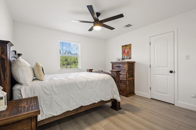 61 Lee Boulevard, Pottsboro, TX 75076