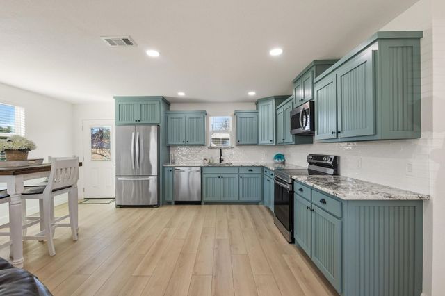 61 Lee Boulevard, Pottsboro, TX 75076