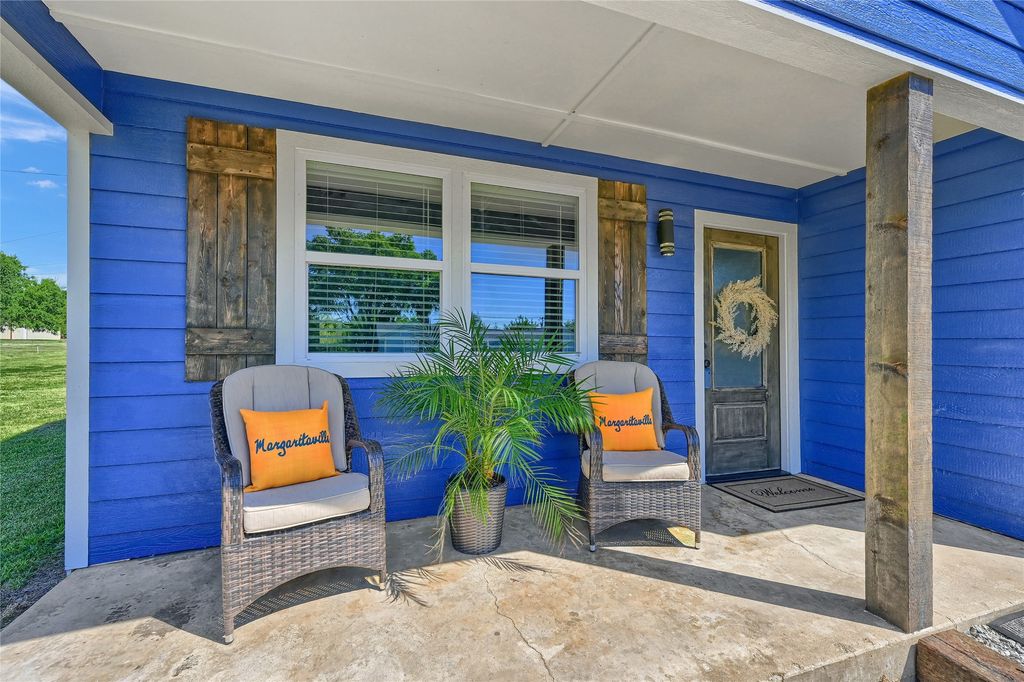 61 Lee Boulevard, Pottsboro, TX 75076