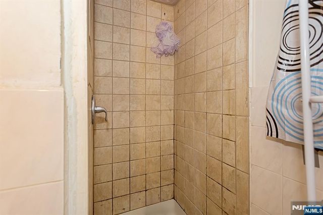 140 Nagle Street, Paterson, NJ 07501