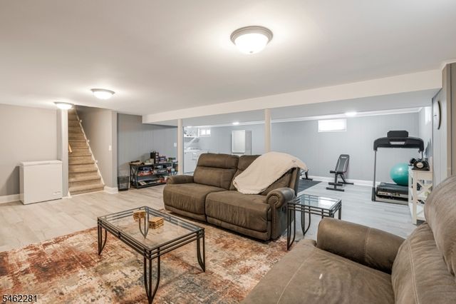 324 Codrington Pl, Bound Brook Boro, NJ 08805