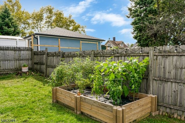 324 Codrington Pl, Bound Brook Boro, NJ 08805