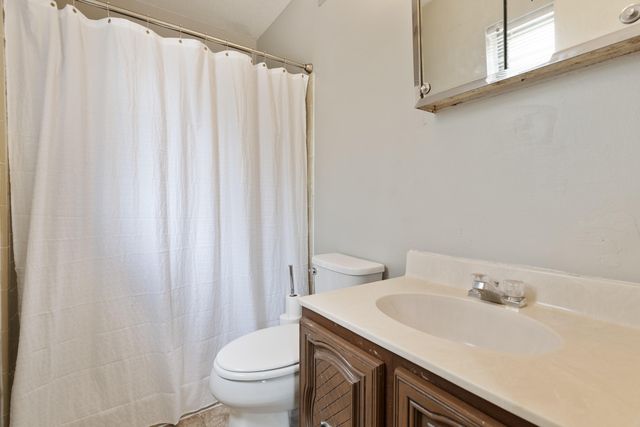 720 ROSEMONT Street, Fort Walton Beach, FL 32547