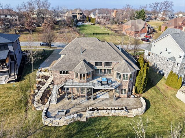 8955 Hillside Drive, St. John, IN 46373