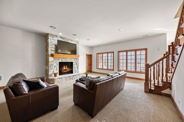 8955 Hillside Drive, St. John, IN 46373