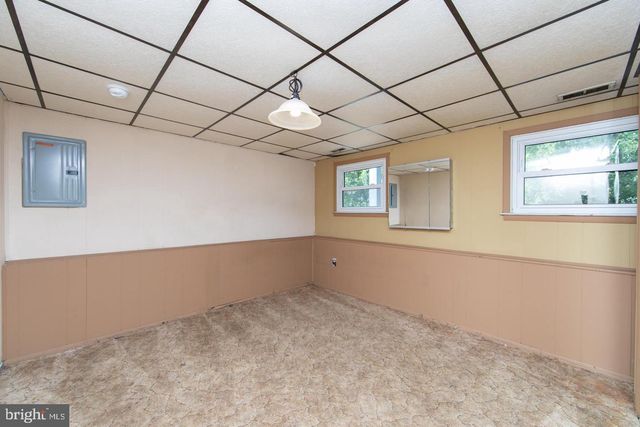 15 KNOLLWOOD DR, Cherry Hill, NJ 08002