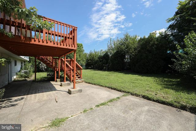 15 KNOLLWOOD DR, Cherry Hill, NJ 08002