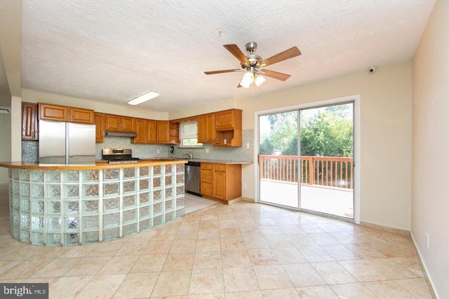 15 KNOLLWOOD DR, Cherry Hill, NJ 08002