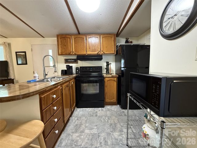 4126 & 4128 Pumpkintown Road, Sylva, NC 28779