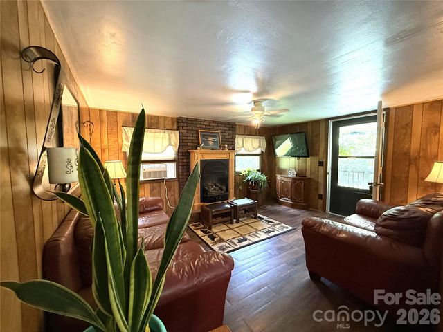 4126 & 4128 Pumpkintown Road, Sylva, NC 28779