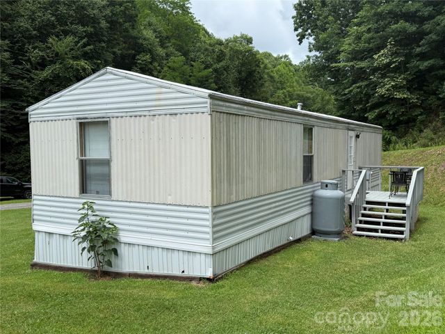 4126 & 4128 Pumpkintown Road, Sylva, NC 28779