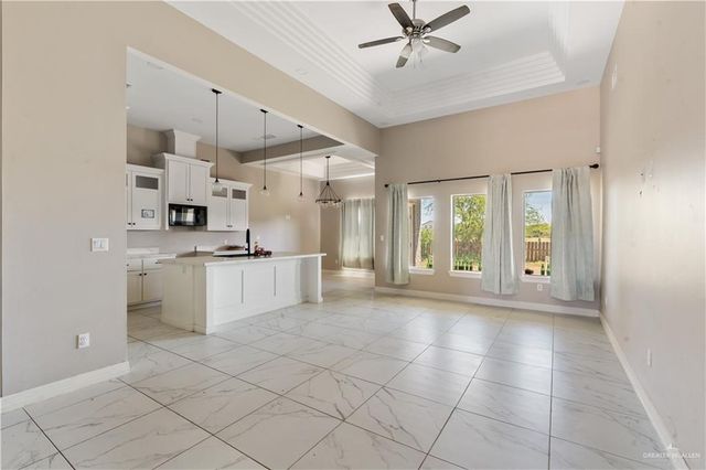 822 Whitewing Street, Alamo, TX 78516