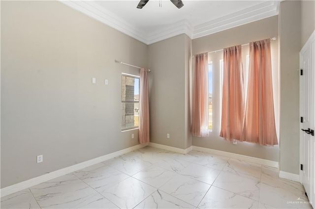 822 Whitewing Street, Alamo, TX 78516