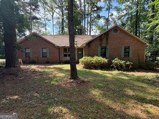 8198 Tupelo Trail, Jonesboro, GA 30236