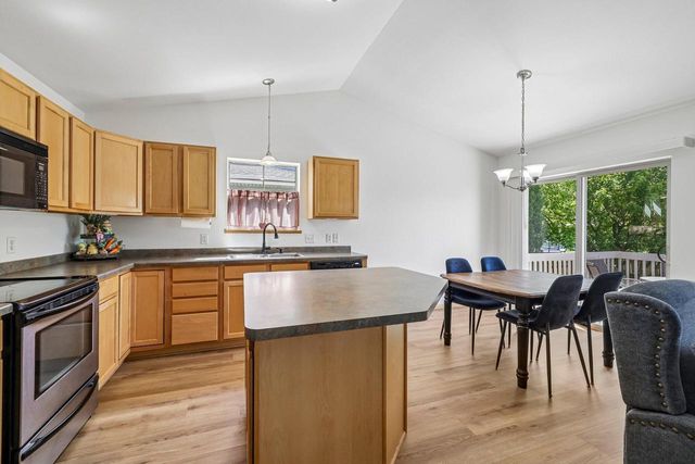 3289 Pleasant STREET, Sun Prairie, WI 53590