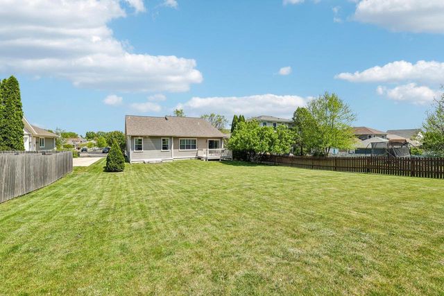 3289 Pleasant STREET, Sun Prairie, WI 53590