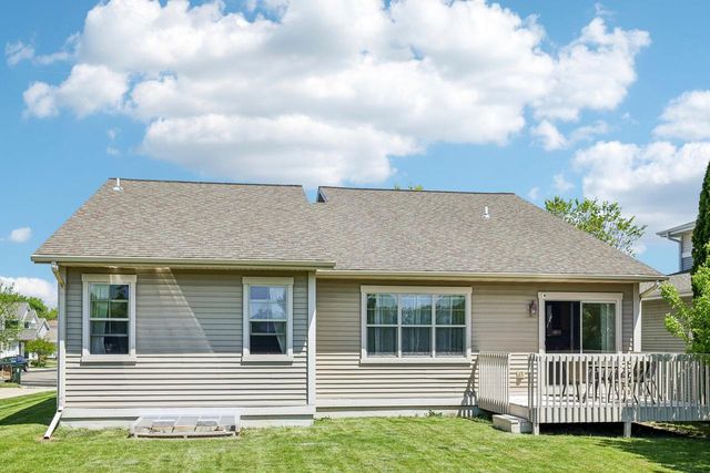 3289 Pleasant STREET, Sun Prairie, WI 53590